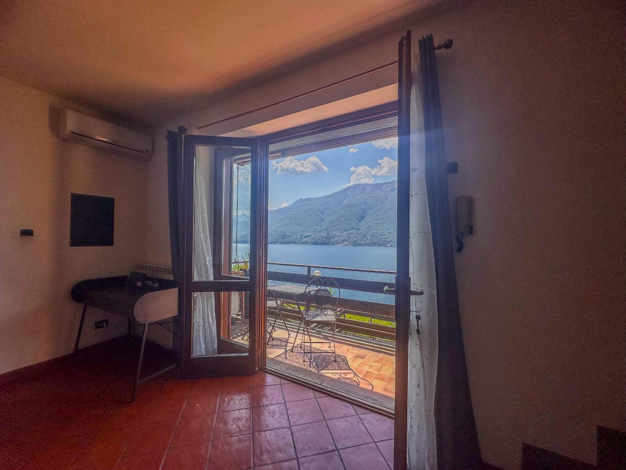 Appartamento A Due Passi Dal Lago Con Box Dorio Exteriér fotografie